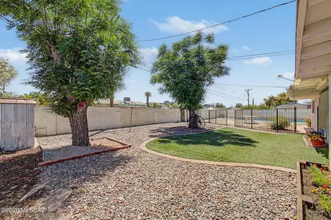 Exterior - 6282 E 33rd St, Tucson, AZ 85711 photo 4 of 9