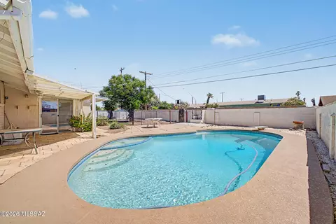 Exterior - 6282 E 33rd St, Tucson, AZ 85711 photo 8 of 9