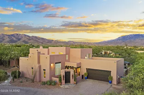 2500 N Buttercup Dr, Tucson, AZ 85749