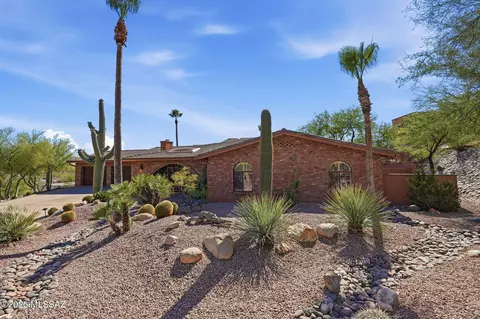 3901 N Rio Verde Vista Dr, Tucson, AZ 85750