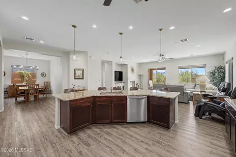 12698 N Gentle Rain Dr, Marana, AZ 85658