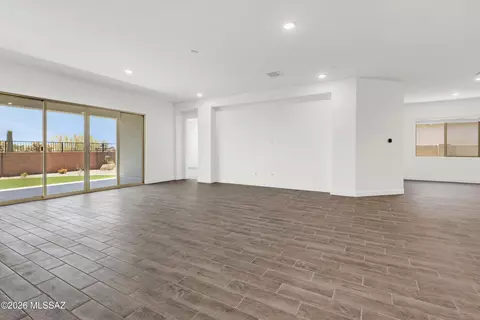 5061 W Tavira Way, Oro Valley, AZ 85742