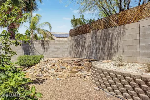 Exterior - 8699 E Semple St, Tucson, AZ 85747 photo 8 of 10