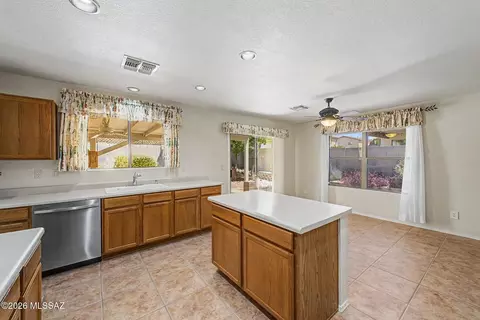 Kitchen - 8699 E Semple St, Tucson, AZ 85747 photo 2 of 5