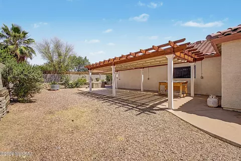 Exterior - 8699 E Semple St, Tucson, AZ 85747 photo 9 of 10