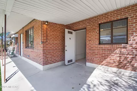 Exterior - 4858 E Cooper St, Tucson, AZ 85711 photo 6 of 7
