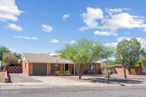 Other - 4858 E Cooper St, Tucson, AZ 85711 photo 2 of 9