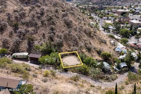 34 Art Ave, Bisbee, AZ 85603