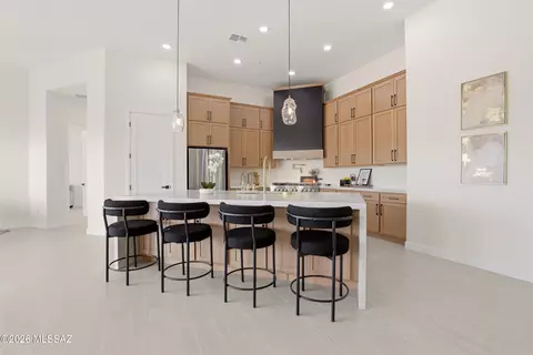 Kitchen - 14527 E Sands Ranch Rd, Vail, AZ 85641 photo 2 of 7