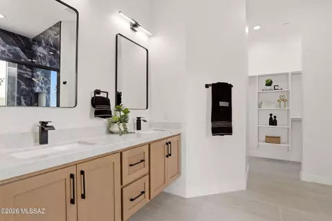 Bath - 14527 E Sands Ranch Rd, Vail, AZ 85641 photo 1 of 5