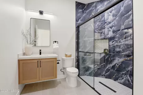 Bath - 14527 E Sands Ranch Rd, Vail, AZ 85641 photo 4 of 5