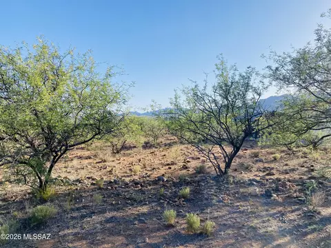 1712 Via Hungria, Rio Rico, AZ 85648