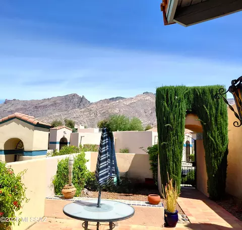 Exterior - 4592 E Red Mesa Dr, Tucson, AZ 85718 photo 2 of 8