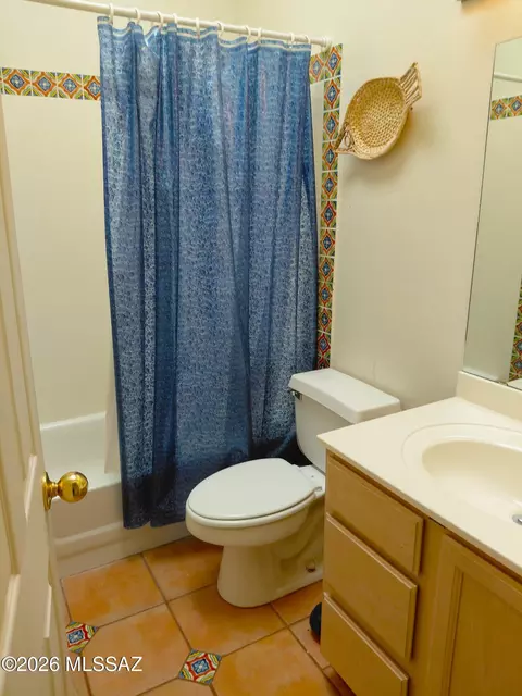 Bath - 4592 E Red Mesa Dr, Tucson, AZ 85718 photo 2 of 2