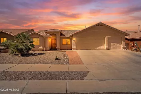 9300 E Amethyst Quartz Dr, Tucson, AZ 85747