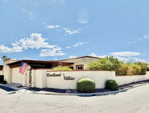 8110 E Rivenoak Cir, Tucson, AZ 85715