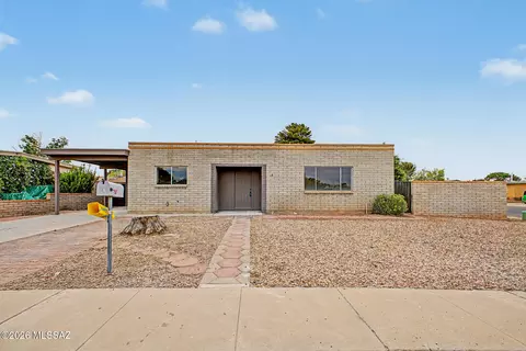 5025 Evergreen Dr, Sierra Vista, AZ 85635