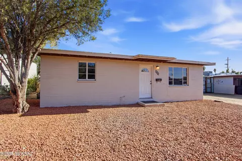 Exterior - 5014 E Baker St, Tucson, AZ 85711 photo 2 of 7