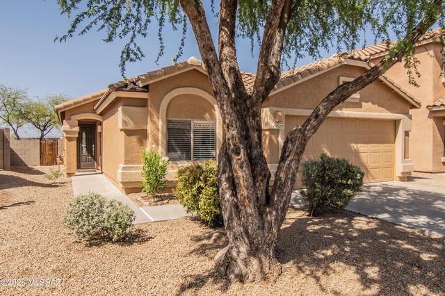 10529 E Ottoman Dr, Tucson, AZ 85747