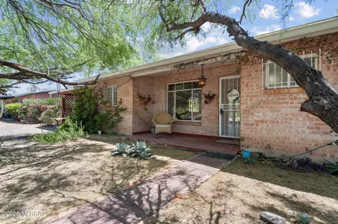 5742 E Fairmount St, Tucson, AZ 85712