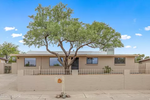 3720 E Concord Sv Stra E, Tucson, AZ 85706