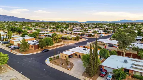 View/Area - 9120 E 26th St, Tucson, AZ 85710 photo 6 of 6
