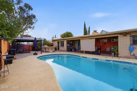 Exterior - 9120 E 26th St, Tucson, AZ 85710 photo 5 of 6