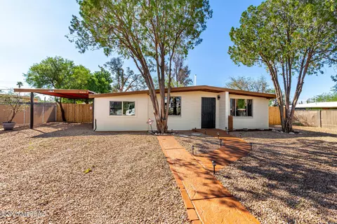 4020 E 27th St, Tucson, AZ 85711
