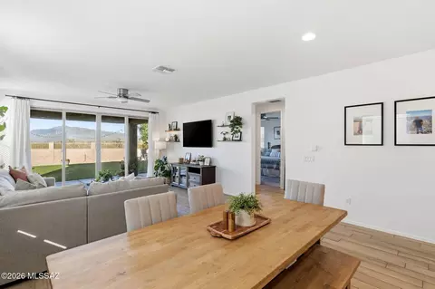 Dining - 12028 Ryscott Cir, Vail, AZ 85641 photo 2 of 2