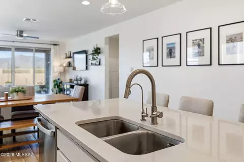 Kitchen - 12028 Ryscott Cir, Vail, AZ 85641 photo 5 of 7