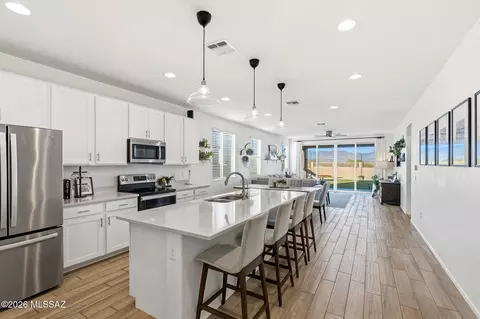 Kitchen - 12028 Ryscott Cir, Vail, AZ 85641 photo 1 of 7