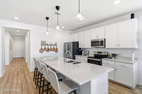 Kitchen - 12028 Ryscott Cir, Vail, AZ 85641 photo 2 of 7
