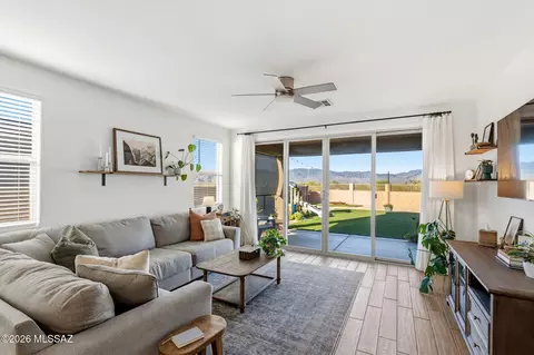 Living - 12028 Ryscott Cir, Vail, AZ 85641 photo 1 of 2