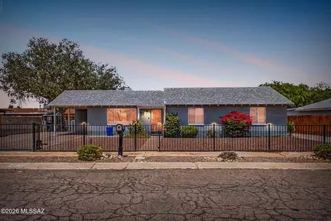5323 E 20th St, Tucson, AZ 85711