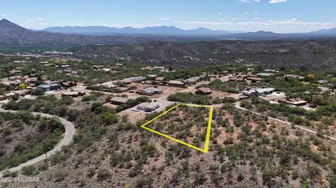 760 Pachuca Ct, Rio Rico, AZ 85648