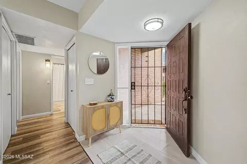 Entry Way - 4322 E Allison Rd, Tucson, AZ 85712 photo 1 of 1
