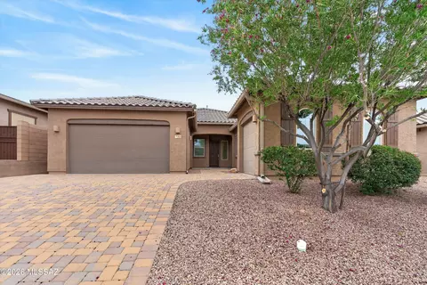 733 W Champions Run Way, Oro Valley, AZ 85755
