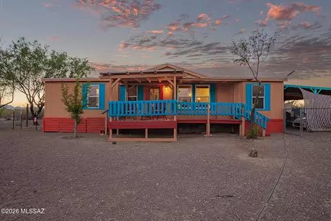 17690 W Lickskillet Ln, Marana, AZ 85653