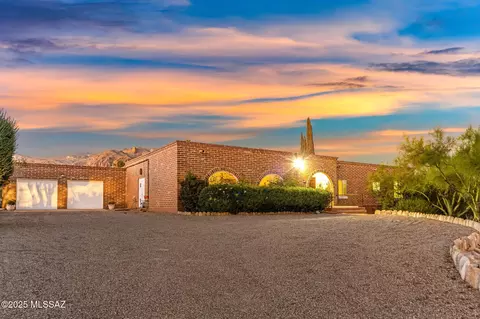2635 E Camino La Zorrela, Tucson, AZ 85718