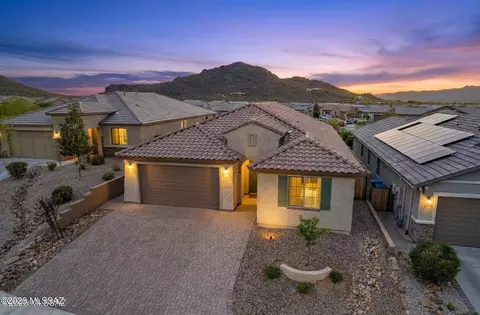 8338 W Spaulding St, Tucson, AZ 85743
