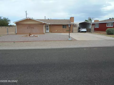 314 N Flynn Jans Ct, Pearce, AZ 85625