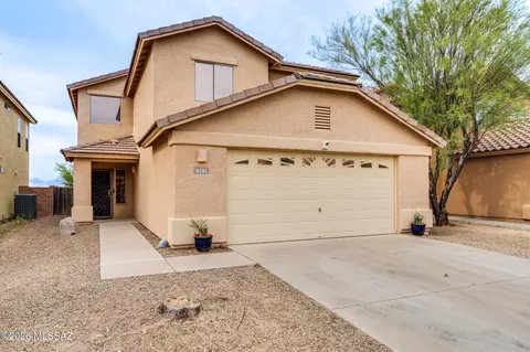 4141 E Cameo Point Dr, Tucson, AZ 85756