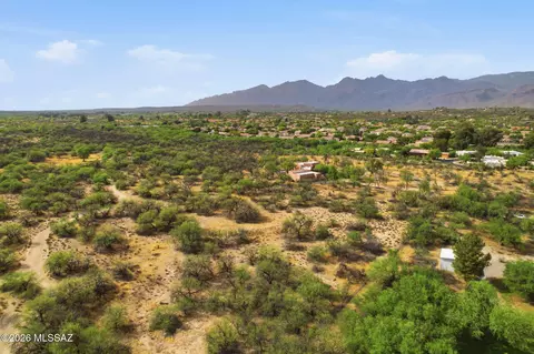1975 N Bonanza Ave, Tucson, AZ 85749