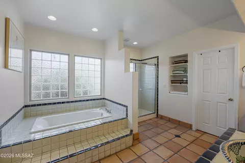 Bath - 2539 Edison St, Tucson, AZ 85716 photo 4 of 4