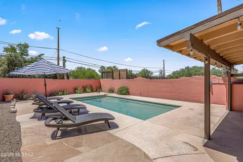 Exterior - 2539 Edison St, Tucson, AZ 85716 photo 9 of 10