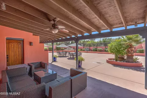 Exterior - 2539 Edison St, Tucson, AZ 85716 photo 4 of 10
