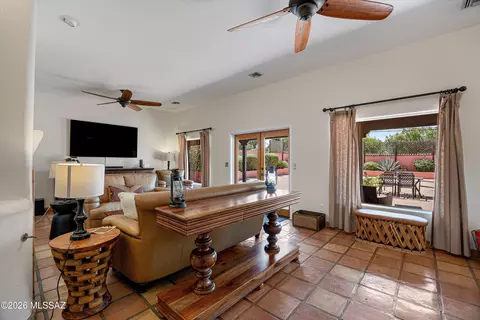 Living - 2539 Edison St, Tucson, AZ 85716 photo 3 of 5