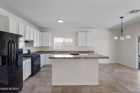 3347 S Desert Scroll Pl, Tucson, AZ 85735
