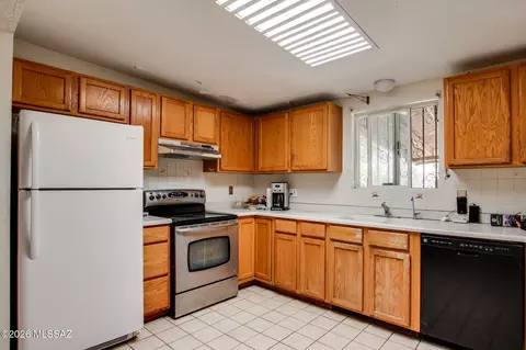 Kitchen - 9352 E Palm Tree Dr, Tucson, AZ 85710 photo 1 of 2