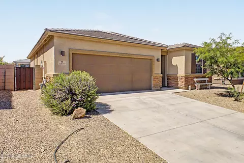 10847 W Sarabella Dr, Marana, AZ 85653